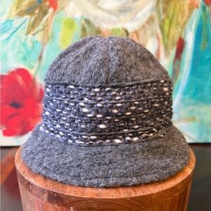 Creativa Ladies Grey Wool Blend Hat Cloche Bucket Hat Made In Italy